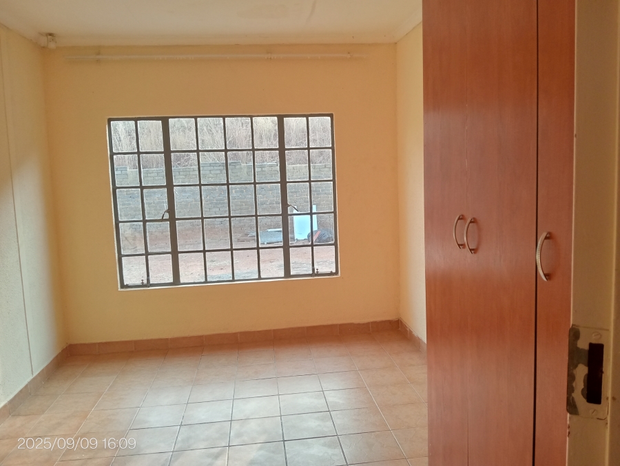 To Let 3 Bedroom Property for Rent in Geelhoutpark North West